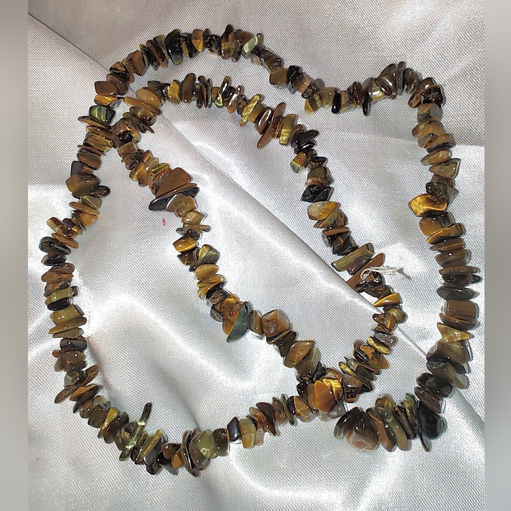 Vintage Tigers Eye Chip Stone Beaded Necklace